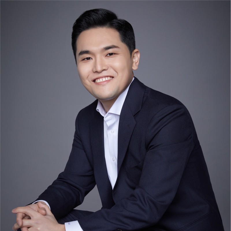 Hee-Min Choi
